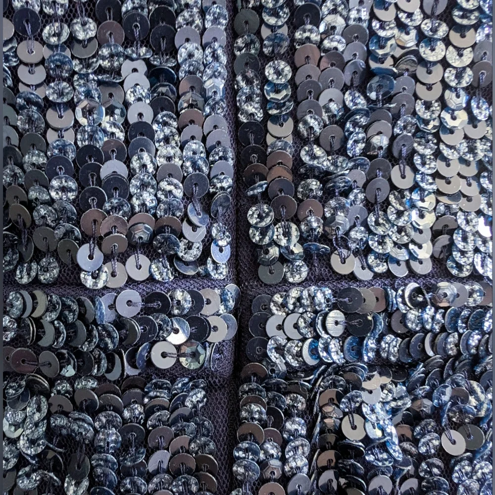 Like new Sz 10 Mac Dugal Sequined V Neck Short Sleeve Midi Dress - Picture 11 of 17